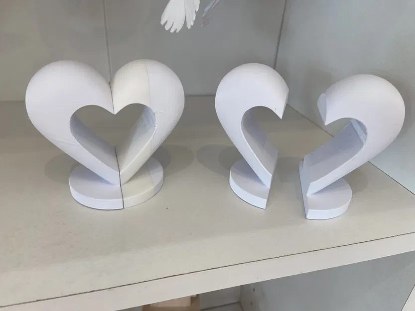 Heart Together – Cặp nửa trái tim gắn magnet - Image 1