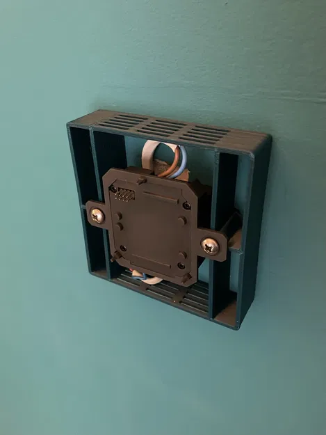 Vỏ gắn tường (wall mount shell) cho DIYLESS Thermostat 3 - Image 1