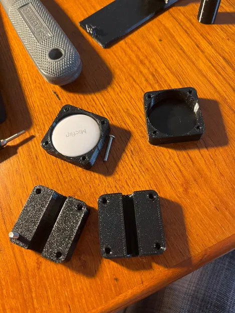 Giá đỡ AirTag chống trộm cho dây nguồn/dụng cụ - Image 2