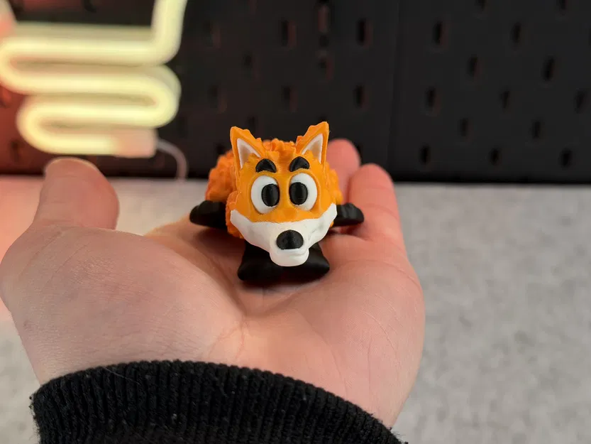 Cáo Khớp Nối Dẻo (Articulated Fox) - Image 2