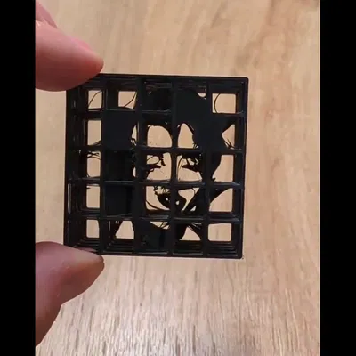 Khối Lập Phương Ba Góc Nhìn: Tri Ân Những Biểu Tượng