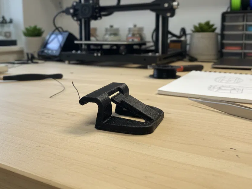 Kẹp Thay Thế Rèm Che Nắng Volvo C30 (In 3D) - Image 1