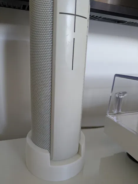 Chân đế UE Boom 2 có cổng AUX - Image 1