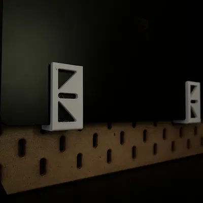 IKEA SKADIS - Giá treo Laptop & Tablet