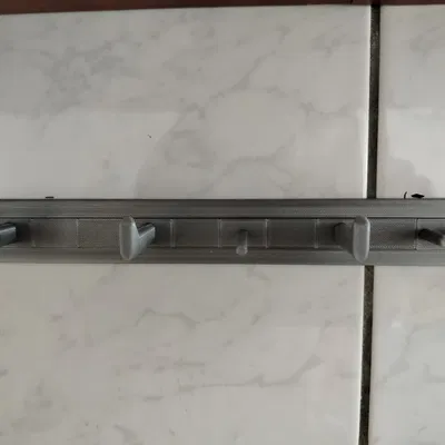 Móc treo biến thiên (Variable hanger) - Variabilní věšák