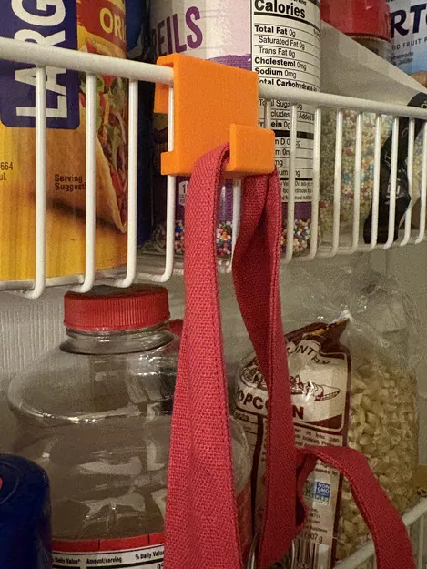 Móc Treo Tạp Dề (Apron Hook) - Image 1