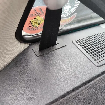 Ốp che dây đai 3 điểm Polo 86C Steilheck (Abdeckung Dreipunktgurt)