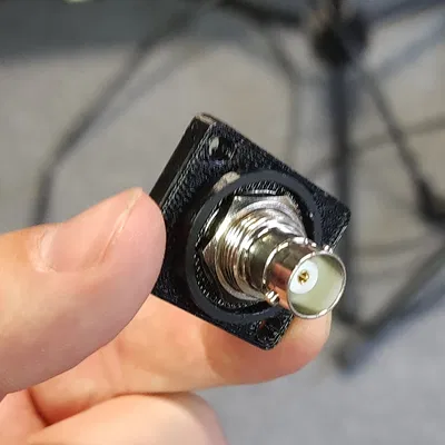 Ngàm D-Type gắn ăng-ten BNC lên rack (LD Systems U500/U505/U506/U508 IEM...)