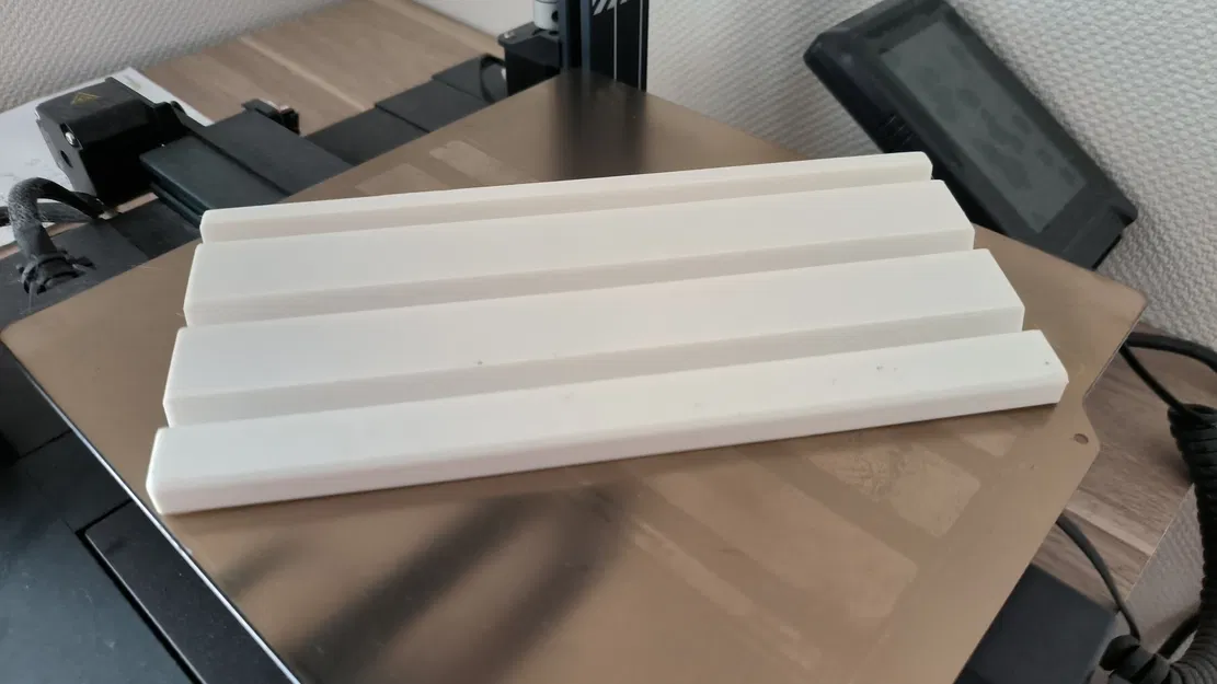 Khay đỡ (pupitre) cho Rummikub - Image 1