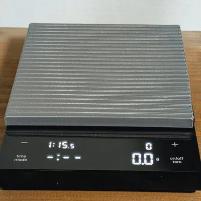 Ốp cách nhiệt cho cân Hario Polaris (khắc phục weight drift)