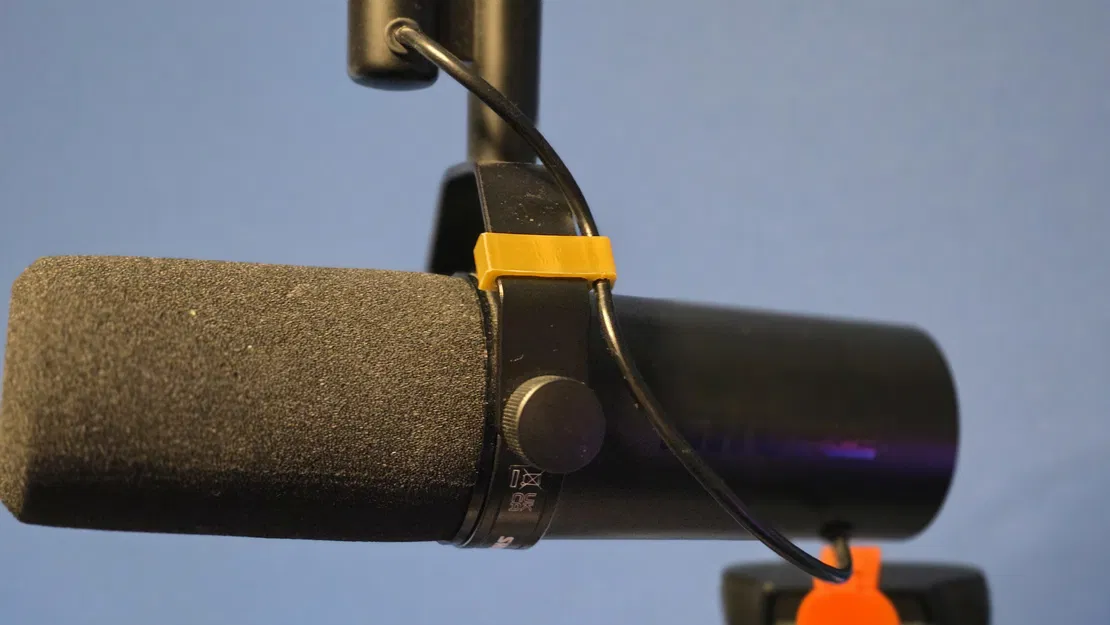 Bộ giữ dây cáp cho Shure SM7B / SM7dB (cable retainer) - Image 1