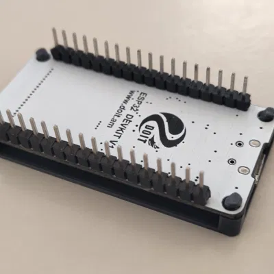 Giá đỡ ESP32 tối giản không cần dụng cụ cho prototype