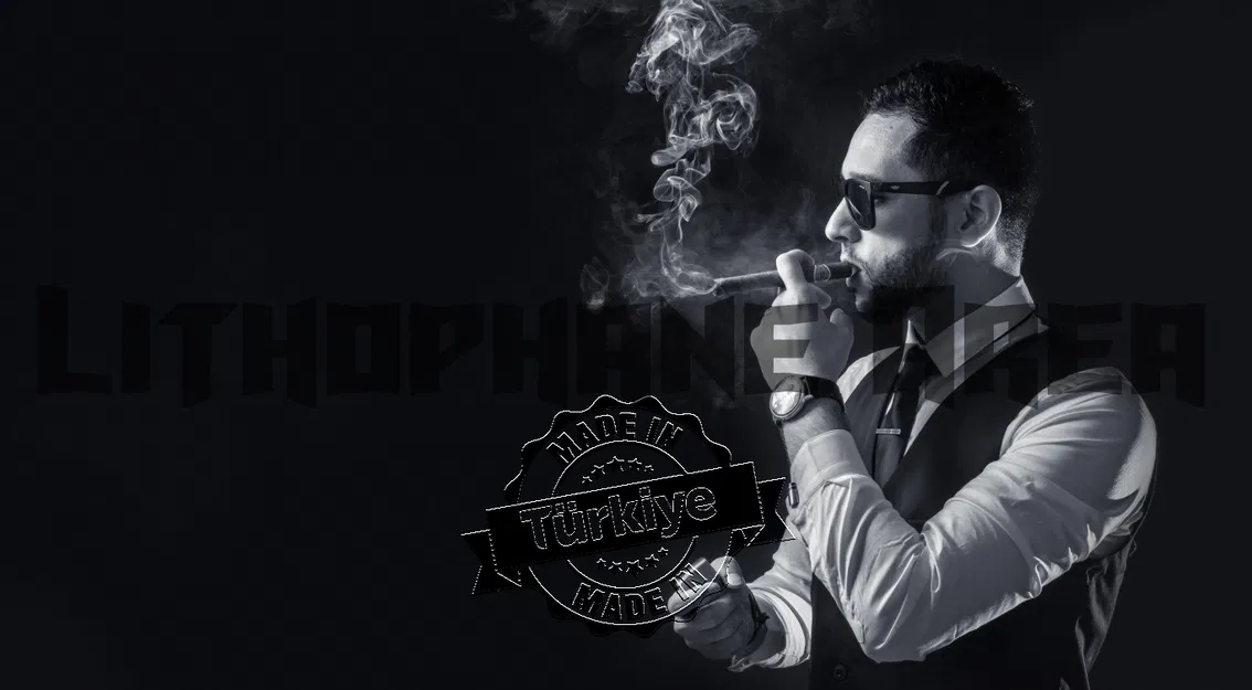 Sigara İçen Adam (Người đàn ông hút thuốc) - Image 1