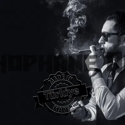 Sigara İçen Adam (Người đàn ông hút thuốc)