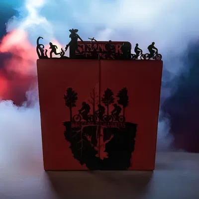 Kệ trưng bày gập Stranger Things Kinder Joy & mini Funko Pop