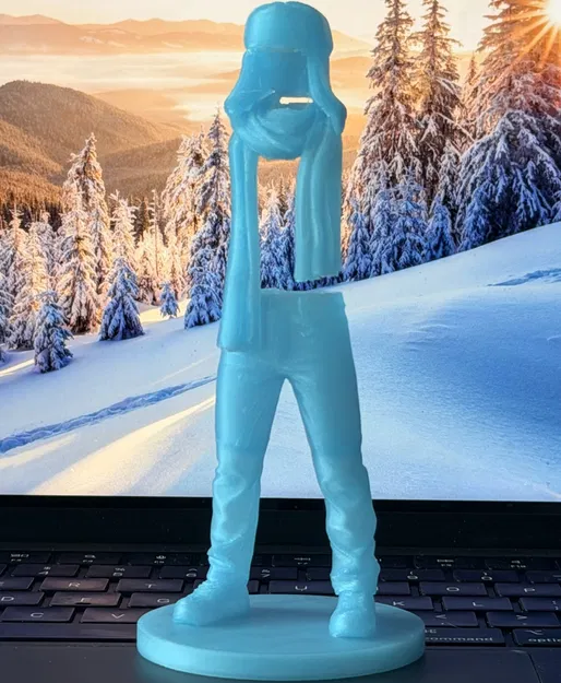 Người đội mũ tai che (Man in Earflap) - Image 1