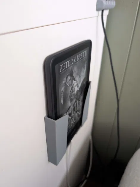 Giá treo/holder gắn tường cho Kindle Paperwhite Gen 12 (có khe USB C) - Image 2