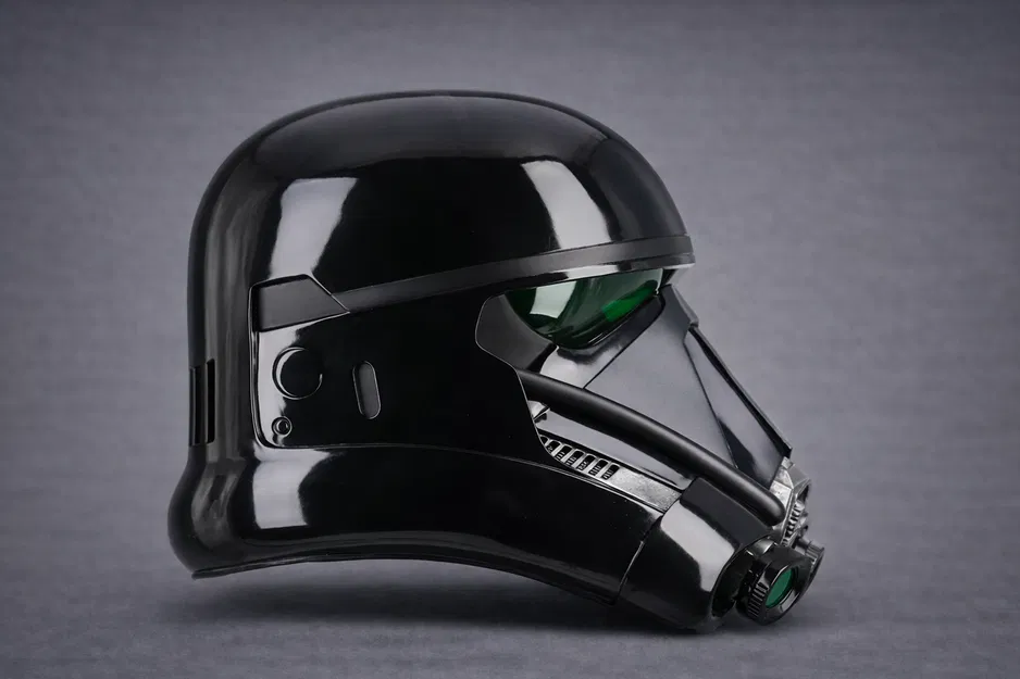 Mũ bảo hiểm Death Trooper (Death Trooper Helmet) – Mô hình trưng bày cao cấp - Image 1