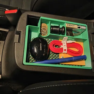 Insert/khay chia hộc tỳ tay Mitsubishi Outlander PHEV 2020 (ngăn ẩn)