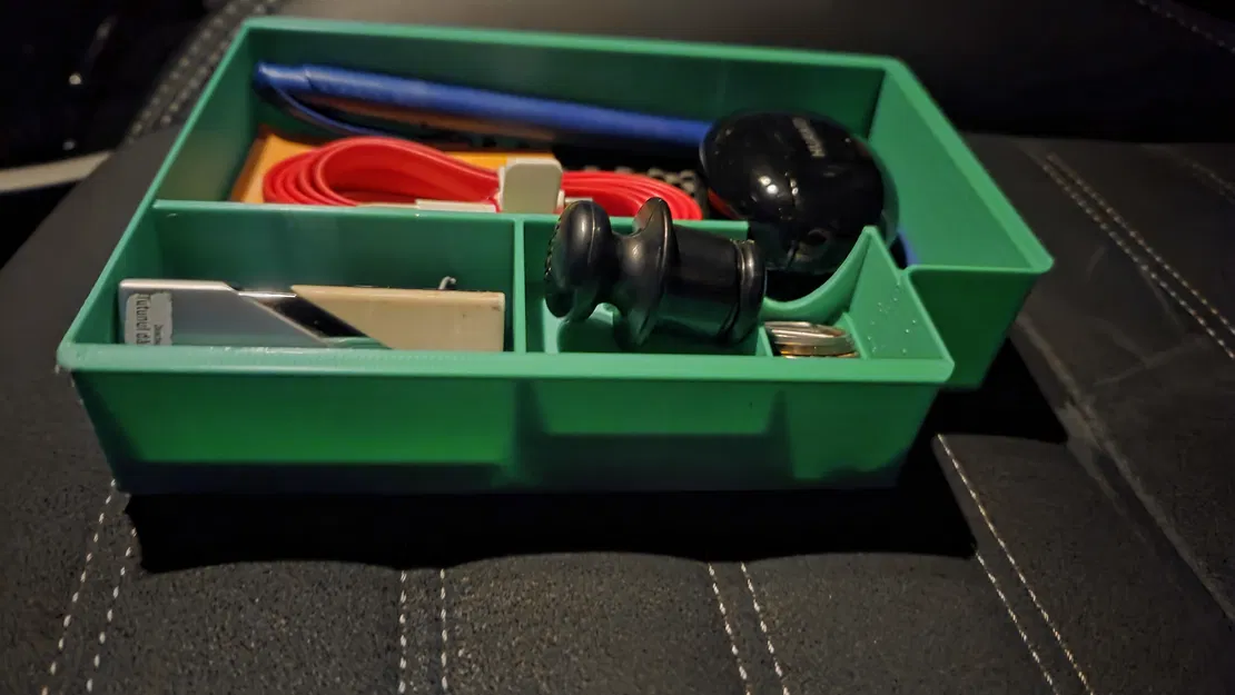 Insert/khay chia hộc tỳ tay Mitsubishi Outlander PHEV 2020 (ngăn ẩn) - Image 3