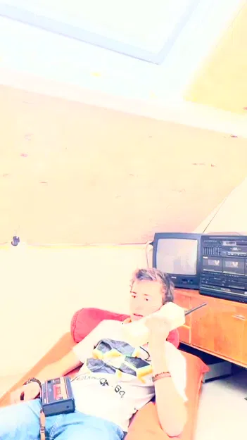 Ốp Nokia 106 2023 lấy cảm hứng từ Motorola DynaTAC 8000x - Image 4