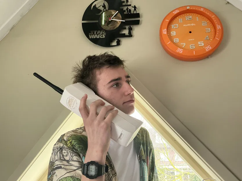 Ốp Nokia 106 2023 lấy cảm hứng từ Motorola DynaTAC 8000x - Image 12