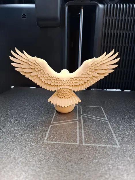 Người Gác Bầu Trời – Tượng Điêu Khắc Đại Bàng - Image 3