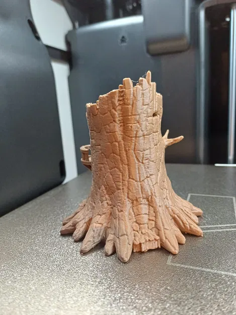 Nhà Fantasy Trong Gốc Cây (Fantasy Tree Stump House) - Image 4