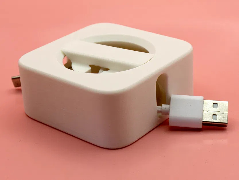 Cable Winder C by Pork3D.com – Dụng cụ quấn dây sạc tối giản - Image 1