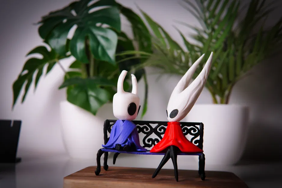 Hornet ngồi trên ghế băng - Image 4