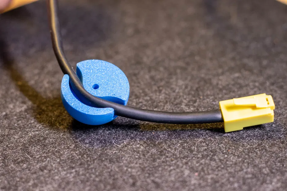 CableBall - Kẹp giữ cáp đơn giản cho bàn làm việc - Image 5