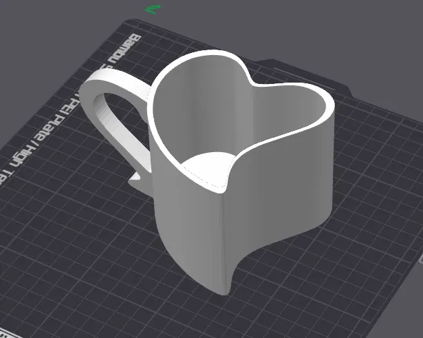 Ly uống nước hình trái tim - Image 1