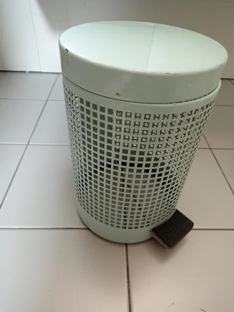 Đế chống trượt cho thùng rác phòng tắm - Image 3