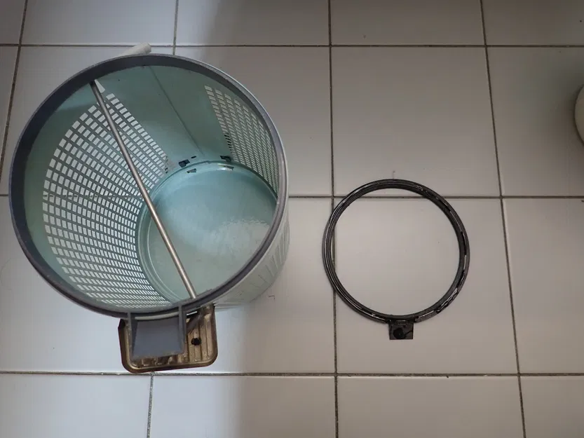 Đế chống trượt cho thùng rác phòng tắm - Image 5