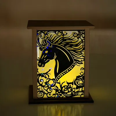 Đèn lồng / đèn ngựa (Horse latern / lamp)
