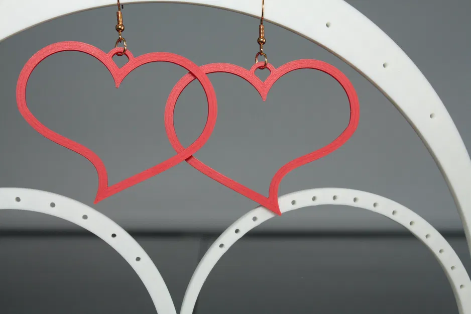 Bộ bông tai hình tim kèm stand (Set of Heart earrings with stand) - Image 2