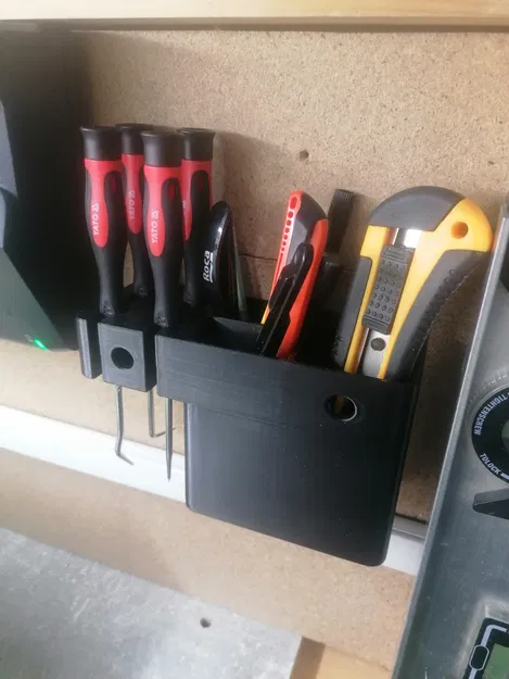 Giá treo móc YATO kèm khay organizer (YATO Hooks holder + organizer) - Image 1