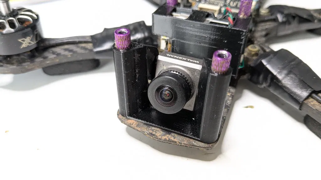 Ngàm gắn camera Walksnail cho standoff 32mm - Image 1