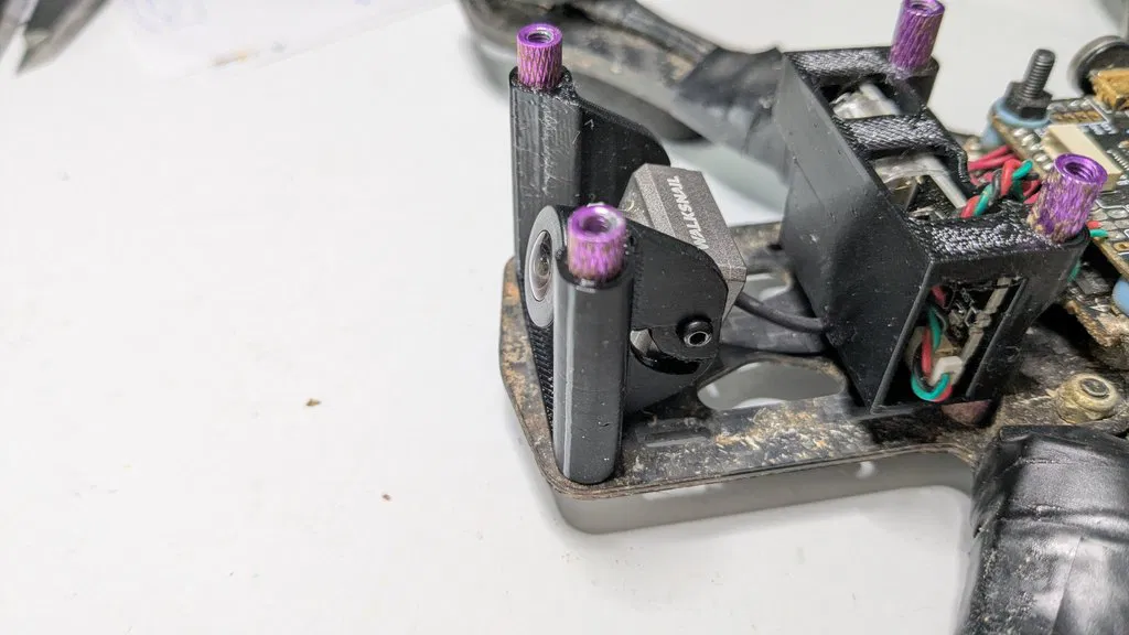 Ngàm gắn camera Walksnail cho standoff 32mm - Image 2