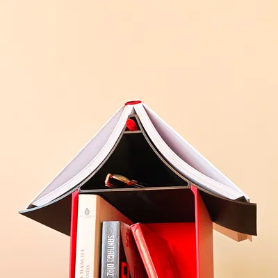 Pagoda | Kệ sách & book holder