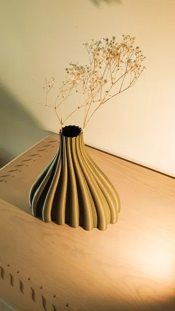 Raices vase (Bình hoa Roots) - Image 1