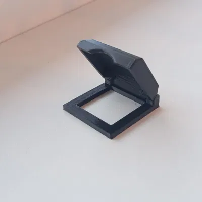 Nắp che nút bấm (print in place)