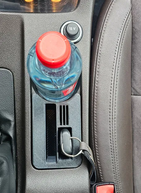 Khay Đựng Ly Skoda Octavia 3 - Kèm khe điện thoại lớn & Key Fob - Image 2