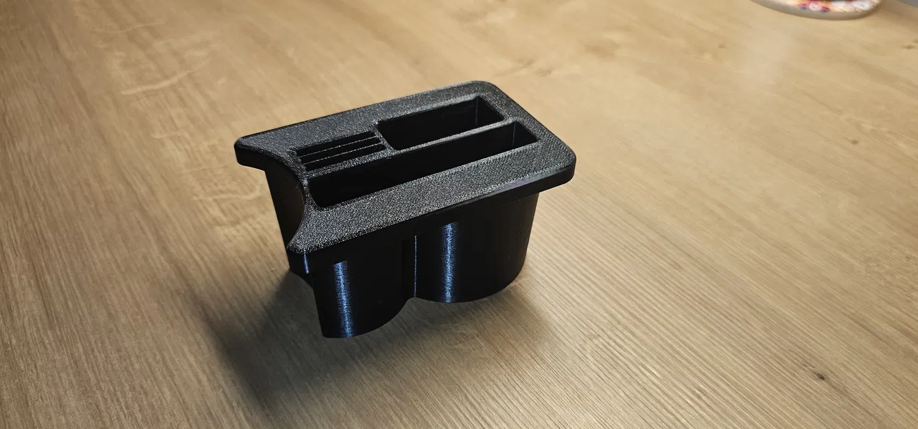 Khay Đựng Ly Skoda Octavia 3 - Kèm khe điện thoại lớn & Key Fob - Image 3