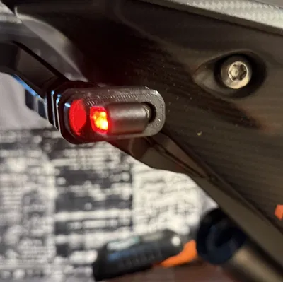 Adapter Xi-nhan cho KTM 1390 Superduke (Blinker Adapter)