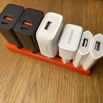 Giá đỡ cho sạc USB (chuẩn EU)