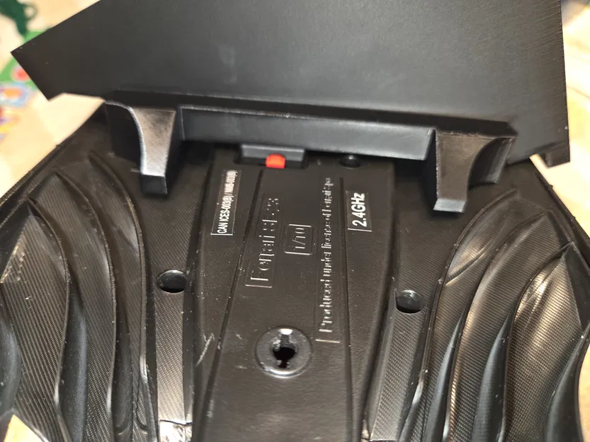 Giá treo tường cho xe RC F1 Maisto tỉ lệ 1/10 - Image 5