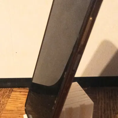 Đế đỡ điện thoại (Phone stand) đơn giản