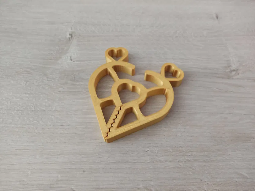 Kẹp Túi Hình Trái Tim (Heart Clip) - Image 1