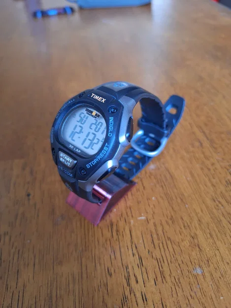 Kệ dựng đồng hồ TIMEX Ironman - Image 1